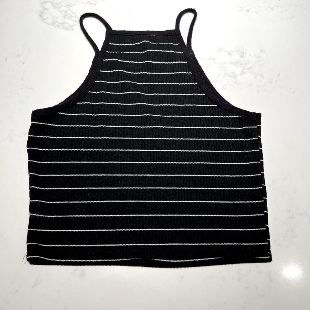 Women’s size S ribbed striped cropped tank